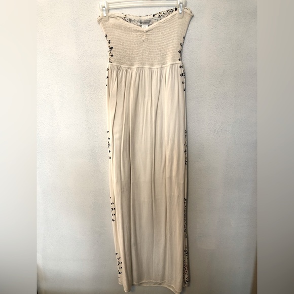 Element Maxi dress. Cream with bursts of colour. Size M-fits like a S. - Picture 5 of 13